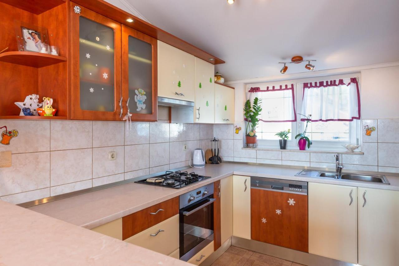 Villa Roko Tučepi Kültér fotó